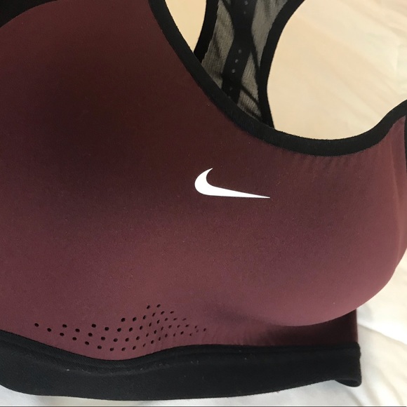 Nike Sports Bra - Picture 4 of 6